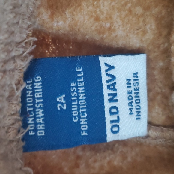 Old Navy Kids Khaki Shorts - Picture 5 of 6